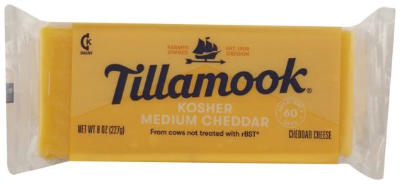TILLAMOOK: Kosher Medium Cheddar Cheese (8 oz)