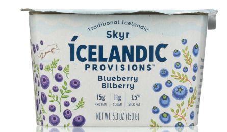 ICELANDIC PROVISIONS: Blueberry Bilberry Skyr Yogurt (5.3 oz)